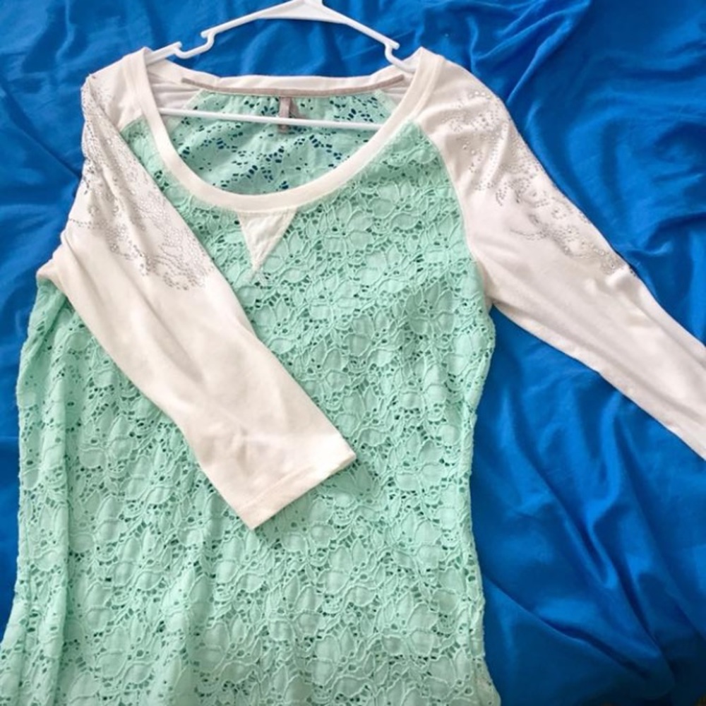 Short sleeve shirt